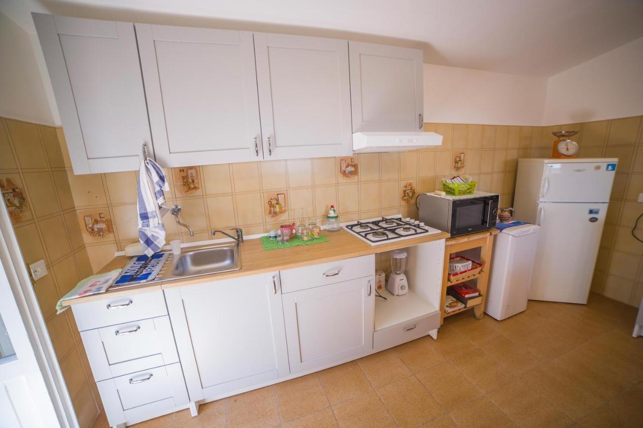 Poggio Della Roverella Country House Morlupo ภายนอก รูปภาพ